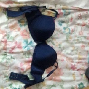 A women's bra
